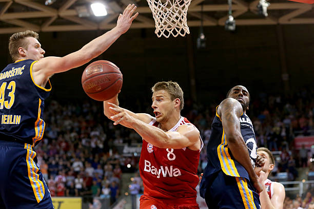 5亿欧元 5亿欧元