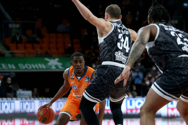 似的角色 似的角色